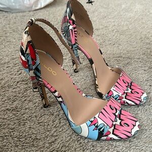 Worn once aldo carton design heels. Super comfortable!